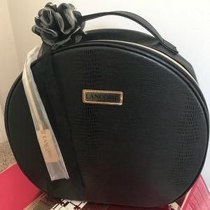NEW Lancôme Black Round Zippered Make-up Case